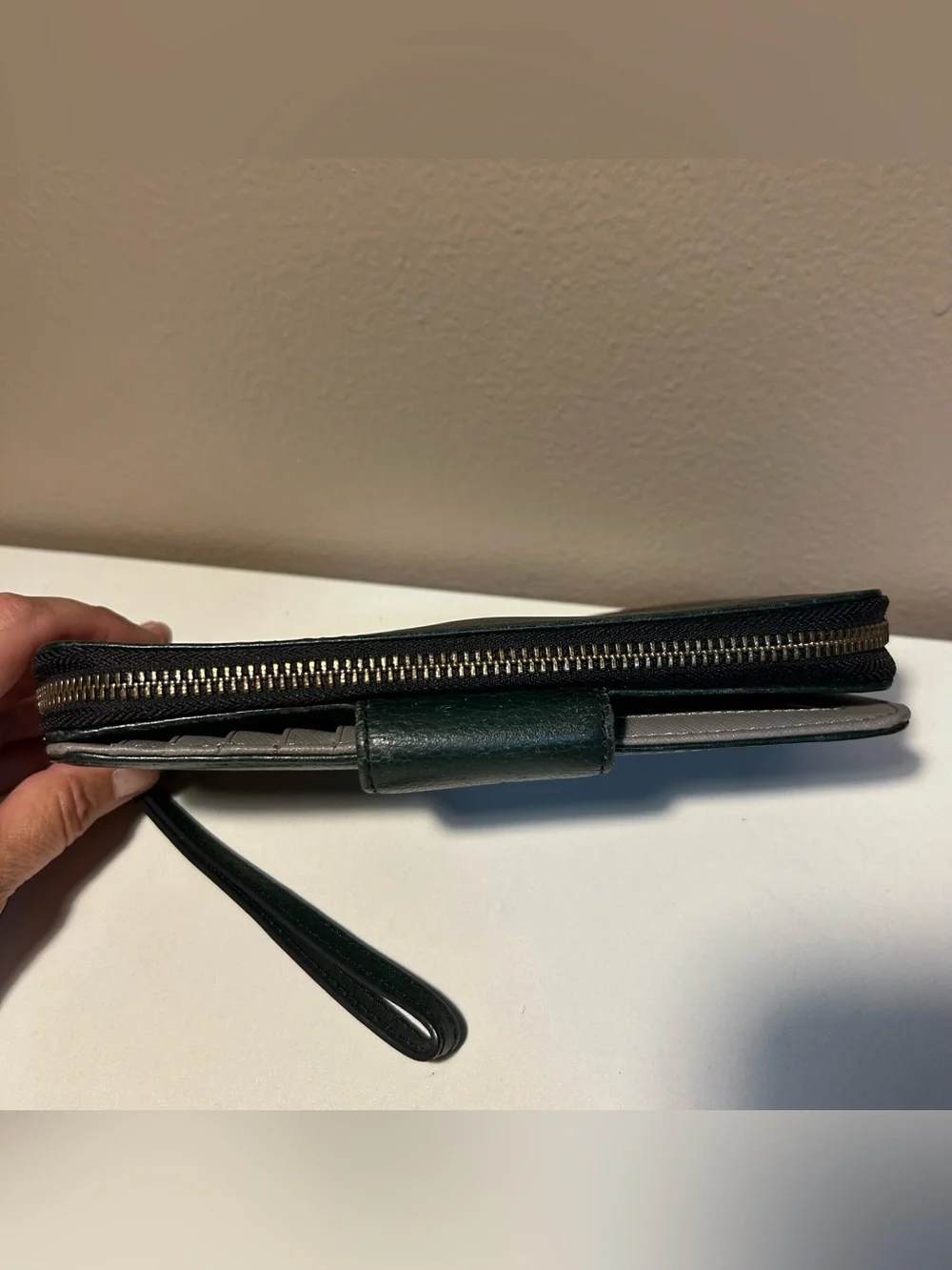 Fossil Leather Wallet Wristlet Forest Green Zip Around Snap Closure